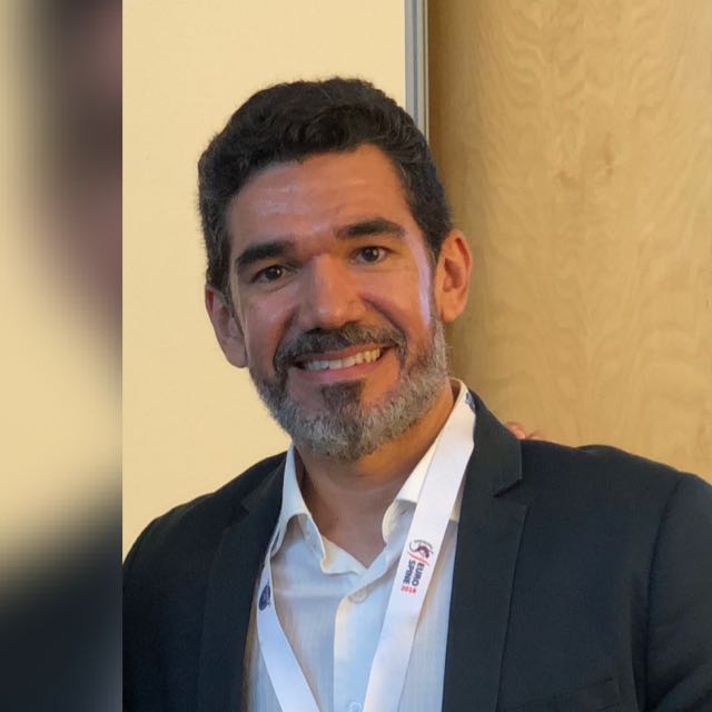 Dr. Guilherme Colares